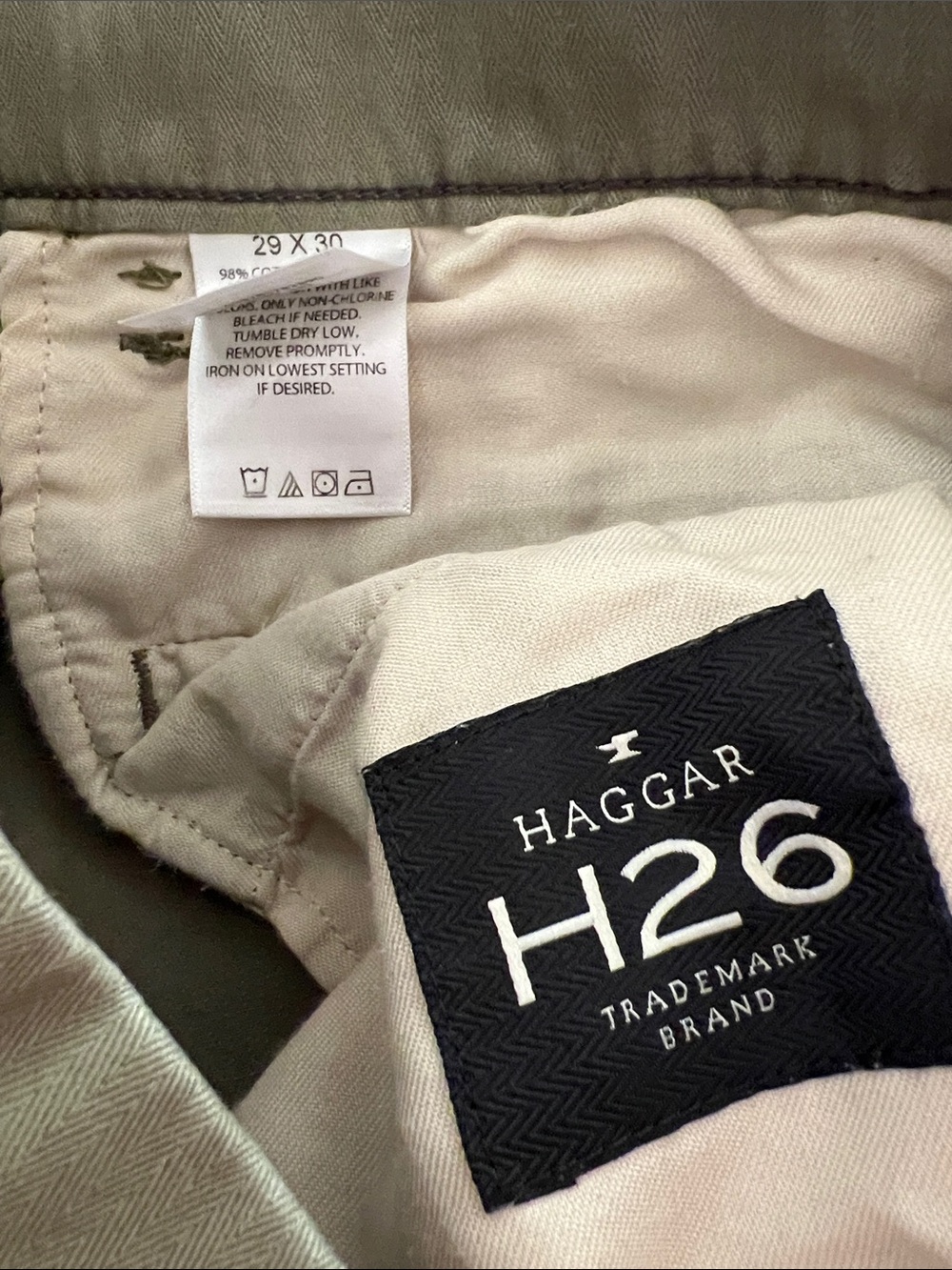 Haggar Men’s Green Cargo Pants Size 29 - Picture 3 of 3